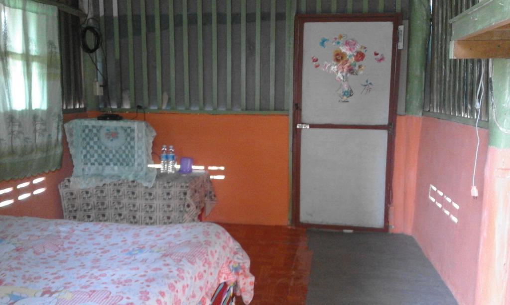Baan Pai Likit Hotel Exterior photo